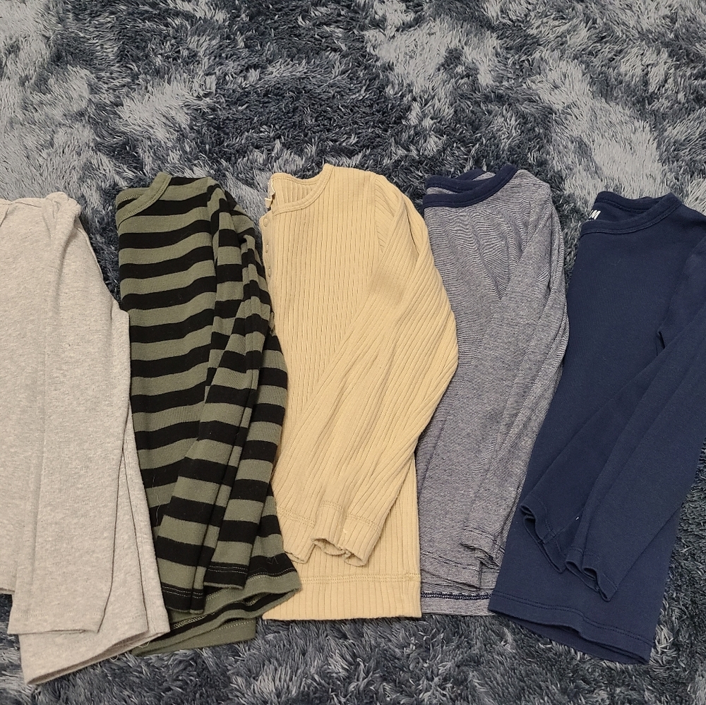 Simple long sleeve shirt boys size 5-6